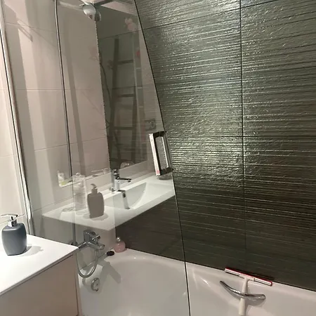 Residencial Playa Poniente 66 De Gijón